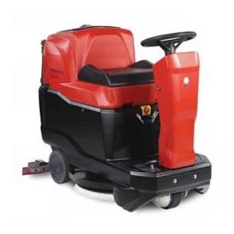 IPC Portotecnica LLAVAMATIC 80 BT 55 RIDER поломоечная машина